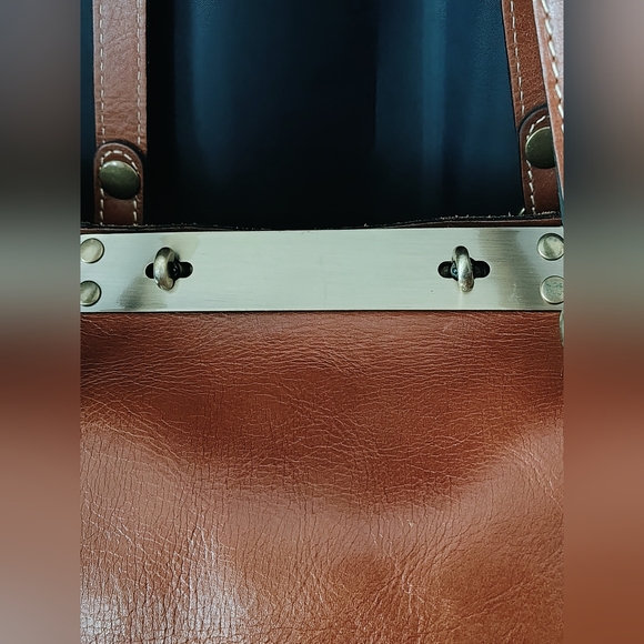 Patricia Nash Benvenuto Large Smooth Tan Leather Tote Bag - Picture 9 of 10